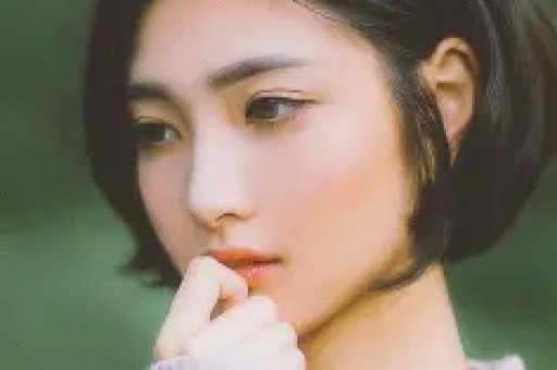 他是著名演员总演坏蛋导致57岁才结婚妻子至今都没有露过面