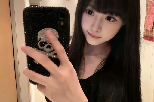 编剧碰瓷白鹿反被扒：黑历史曝光炒作失败的代价